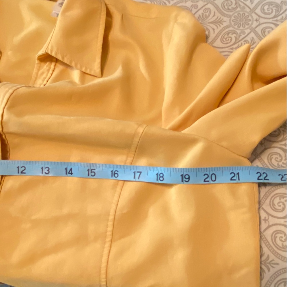 First Issue Liz Claiborne Mustard Button-Down Shirt Work Office Large L Collared - Picture 2 of 8
